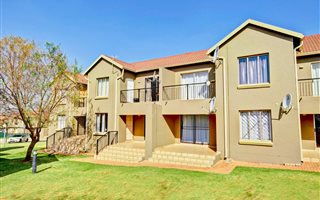 2 Bedroom Apartment in Willowbrook