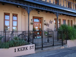 2 Bed Apartment in Piketberg