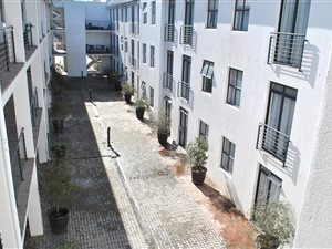 2 Bed Apartment in Dennesig