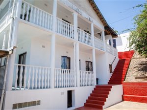 6 Bed House in Morningside