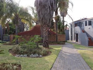 2 Bed Apartment in Radiokop