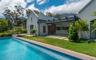 6 Bedroom House in Franschhoek