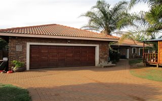 Magaliesberg Country Estate: Property and houses for sale | Private ...