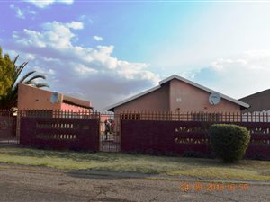 3 Bed House in Leondale
