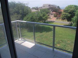 2 Bed Flat in Athlone Park