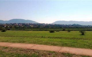 989 m² Land available in Meerhof