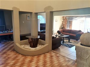 4 Bed House in Parys