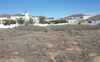 767 m² Land available in Langebaan North
