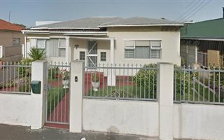 4 Bedroom House in Wynberg
