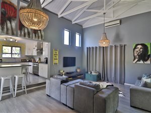 3 Bed House in De Bron