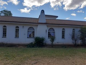 5 Bed House in Kirkwood