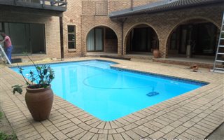 4 Bedroom House in Meerensee