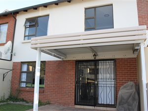 3 Bed Apartment in Candlewoods Estate