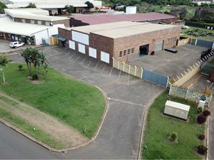 3280 m² Commercial space in Richem