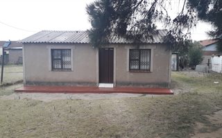 2 Bedroom House in Madadeni