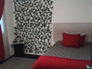 2 Bed House in Scottsdene