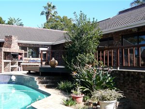 4 Bed House in Beacon Bay