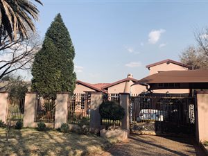 4 Bed House in Three Rivers