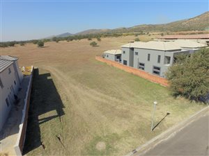 1000 m² Land available in Xanadu