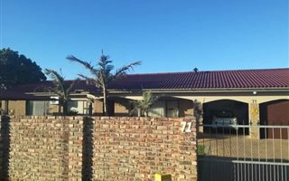 3 Bedroom House in Despatch