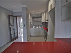 2 Bed Apartment in Edgemead