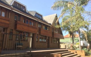 3 Bedroom Duplex in Arcadia