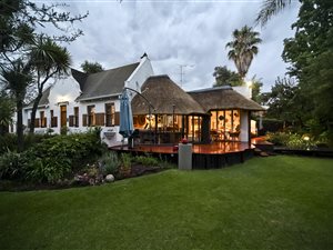 5 Bed House in Winston Ridge