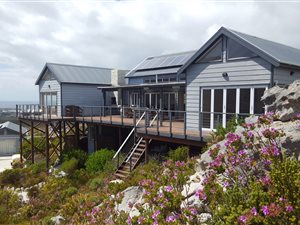 21 ha Farm in Pringle Bay