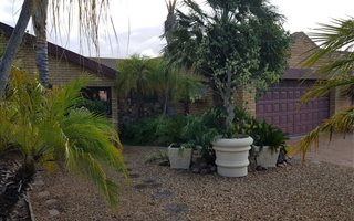 3 Bedroom House in Sonstraal East