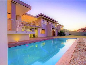 5 Bed House in Verresig Country Estate