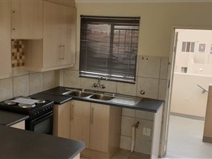 2 Bed Apartment in Ravenswood