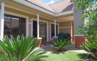 3 Bedroom Townhouse in Shellyvale