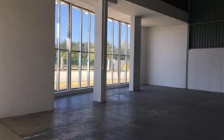 320 m² Industrial space in Fairview