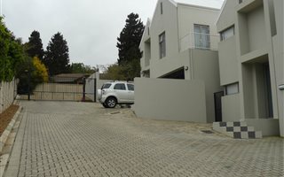 3 Bedroom House in Aurora