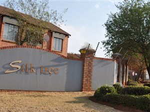 2 Bed Townhouse in Mooikloof Ridge
