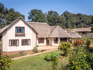 4 Bed Townhouse in Waterfall