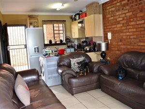 1 Bed Townhouse in Rietfontein