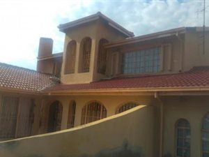 4 Bed House in Palmridge
