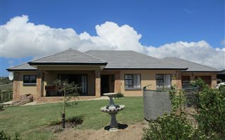 3 Bedroom House in Aalwyndal