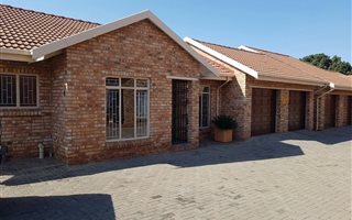3 Bedroom Townhouse in Duncanville