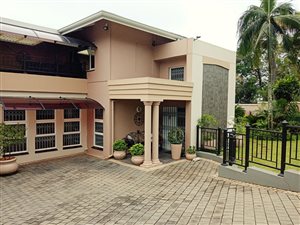 6 Bed House in Kildare