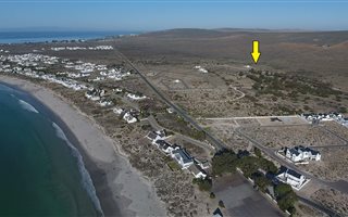 300 m² Land available in Britannia Bay