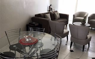 3 Bedroom Apartment in Chatsworth Central