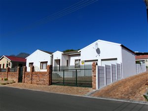 3 Bed House in Jamestown