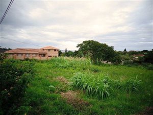 1085 m² Land available in Port Edward