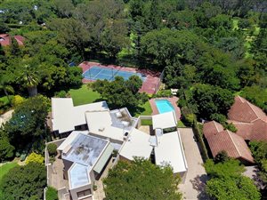 5 Bed House in River Club