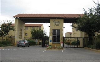 2 Bedroom Apartment in Country View