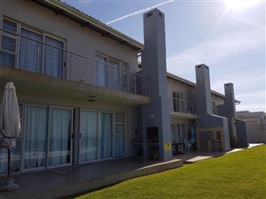 3 Bed Apartment in Diaz Beach