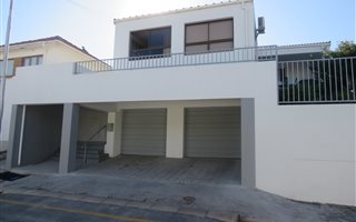 3 Bedroom House in Strand North