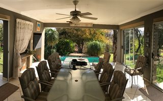 4 Bedroom House in Kameelfontein and surrounds